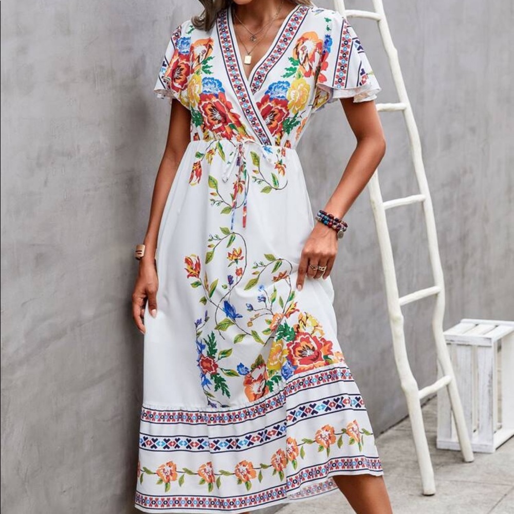 Boho Floral Paisley Print Butterfly Sleeve Dress - Picture 5 of 7